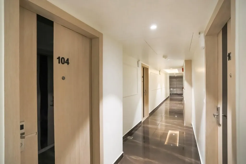 hotel with free parking in adarsh nagar, delhi - hotel16