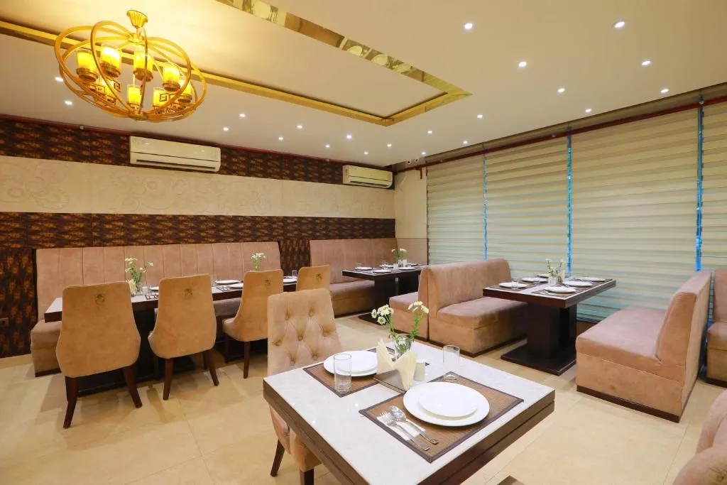 hotel with meeting room in adarsh nagar, delhi - hotel16