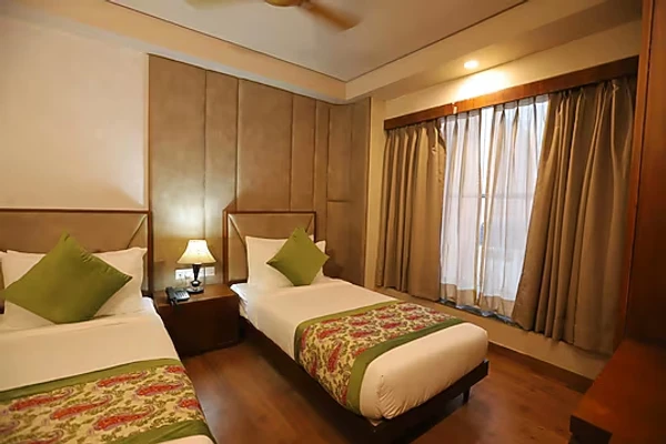 luxury hotel in ip royal by qotel a luxury hotel laxmi nagar delhi