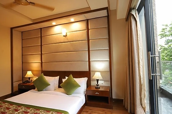 best luxury hotels in ip royal by qotel a luxury hotel laxmi nagar delhi