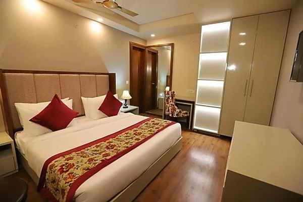 best early check in hotels in ip royal by qotel a luxury hotel laxmi nagar delhi