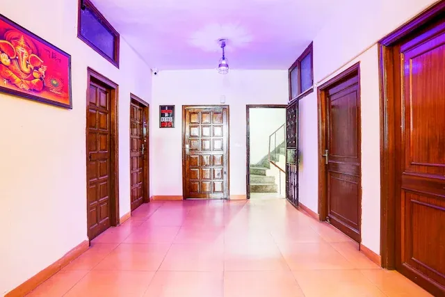 hotel with meeting room in panchsheel park, delhi - kc hotels