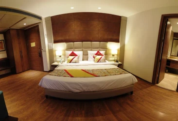 24 hours check in hotels in lemonwood suites delhi