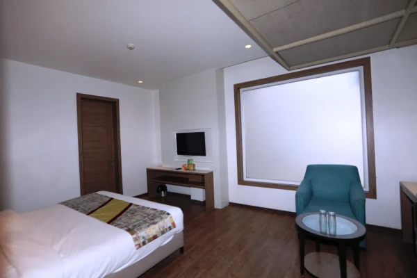 best hourly hotel in lemonwood suites delhi