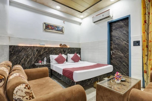 best luxury hotels in mauryan express hotel dabri janakpuri delhi