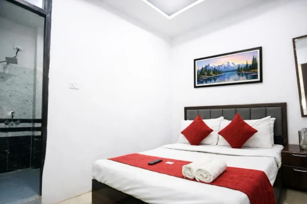 best cheap hotels in mauryan express hotel lajpat nagar delhi
