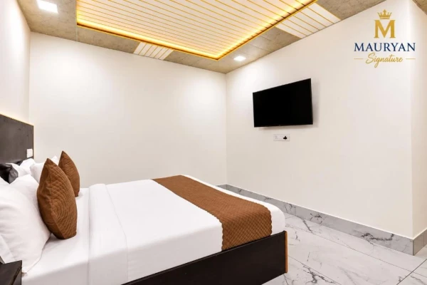 hotel with meeting room in sangam vihar, delhi - mauryan signature hotel devli khanpur