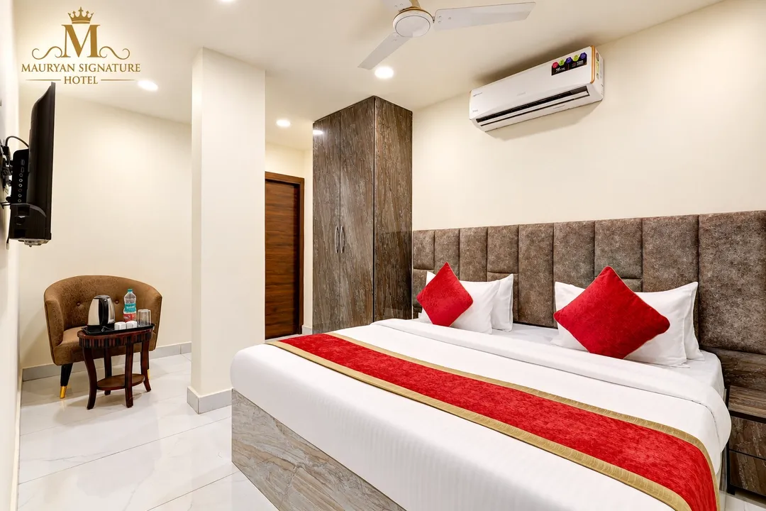 hotel near delhi airport - mauryan signature hotel with airport view