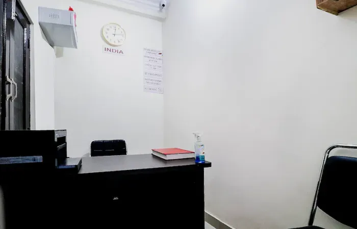 budget hotel in patparganj, delhi - moody moon madhu vihar ip extension