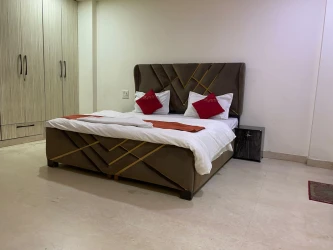 service apartment in saket, delhi for 3 days - namastey homes 4 bhk apartment fully furnished ground floor
