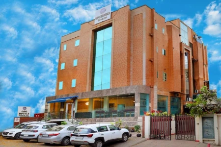 budget hotel in greater kailash, delhi - opo premier gk