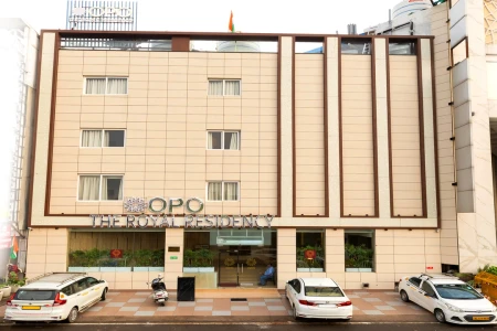 best hotels for unmarried couples in opo the royal residency delhi