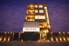 best hotels in qotel comfort ashok vihar delhi