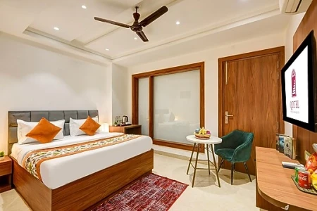 hotel in ashok vihar, delhi for couples - qotel comfort ashok vihar