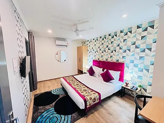 hotel in chattarpur, delhi for family - qotel comfort chhatarpur
