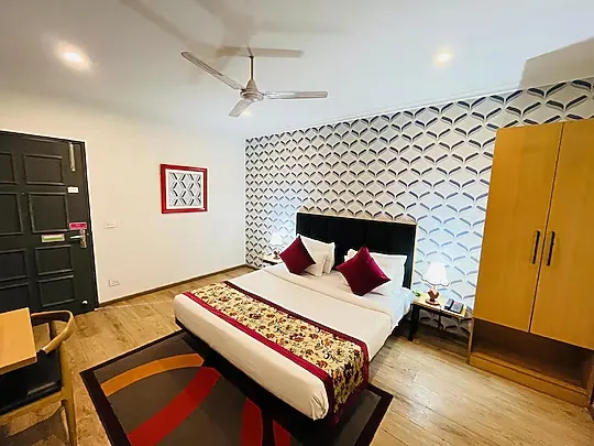 hotel with gym in chattarpur, delhi - qotel comfort chhatarpur