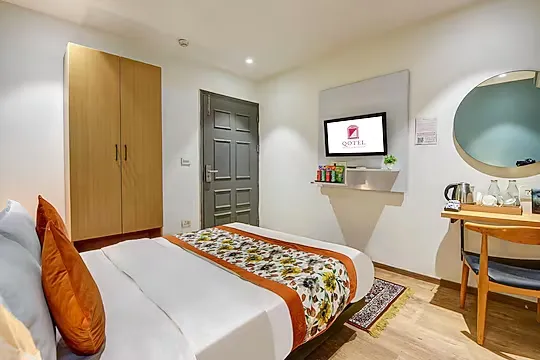 hourly stay in qotel comfort ip residency east delhi preet vihar delhi