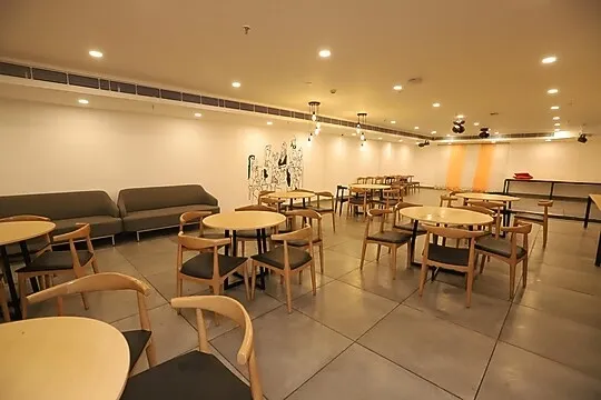 jacuzzi hotel in anand vihar, delhi - qotel comfort ip residency east delhi preet vihar