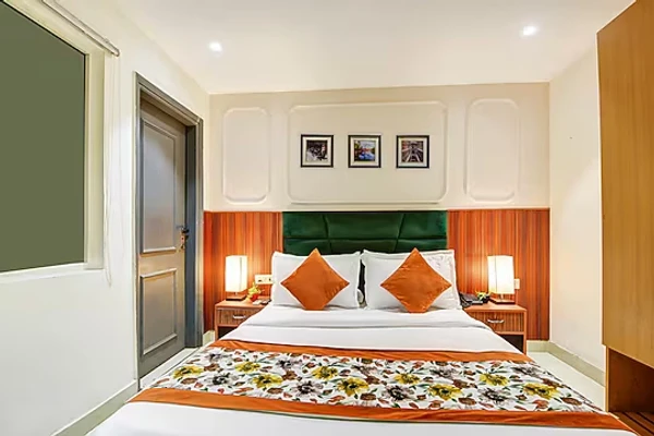 hotel with gym in anand vihar, delhi - qotel comfort ip residency east delhi preet vihar