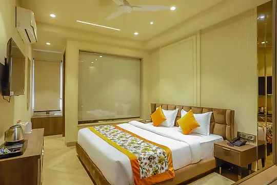 best hotel in qotel signature coleman janakpuri delhi