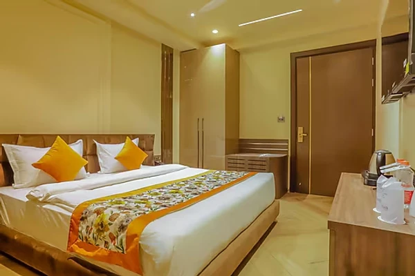 budget hotel in south delhi, delhi - qotel signature coleman janakpuri