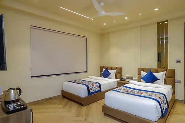 hotel in south delhi, delhi for family - qotel signature coleman janakpuri