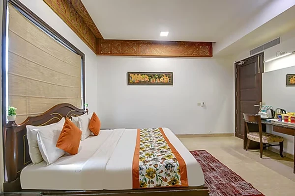 best short stay hotels in qotel signature lavish inn rajouri garden delhi
