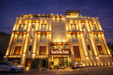 day hotels in qotel signature lavish inn rajouri garden delhi