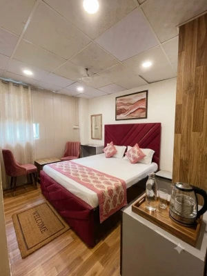 short stay hotels in rudra residency delhi