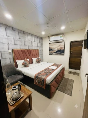 hotel in subhash nagar, delhi for couples - rudra residency