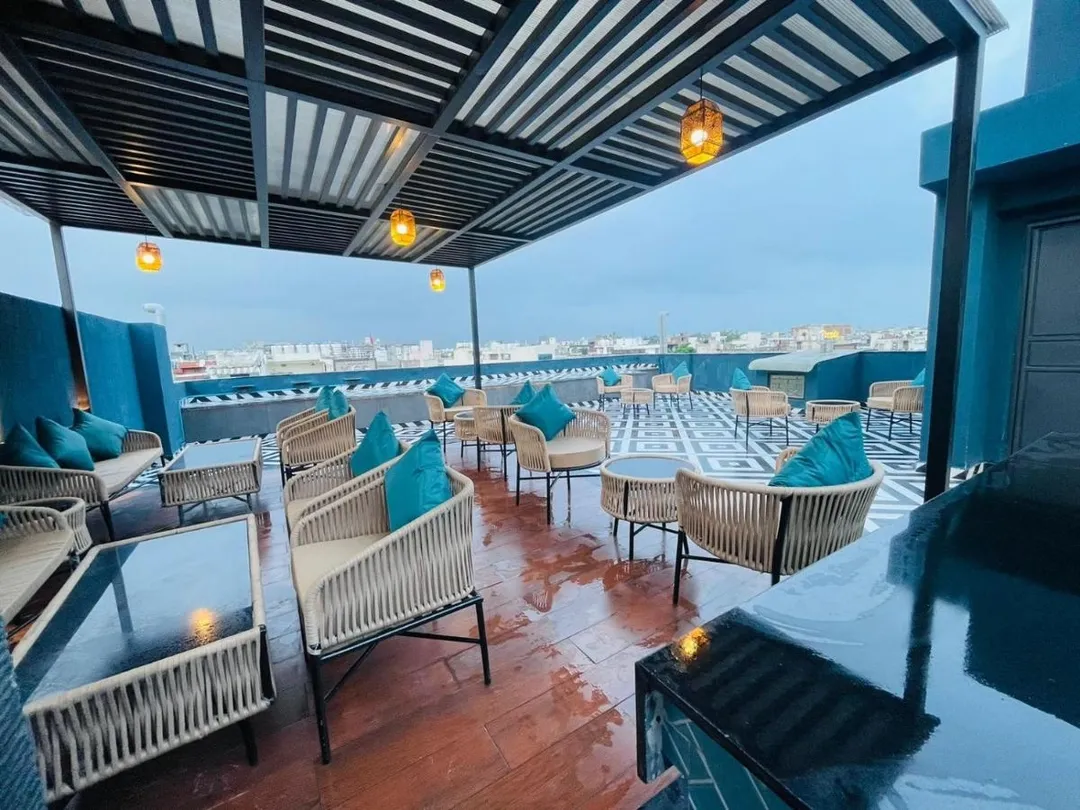 best night stay hotels in saltstayz select pitampura delhi