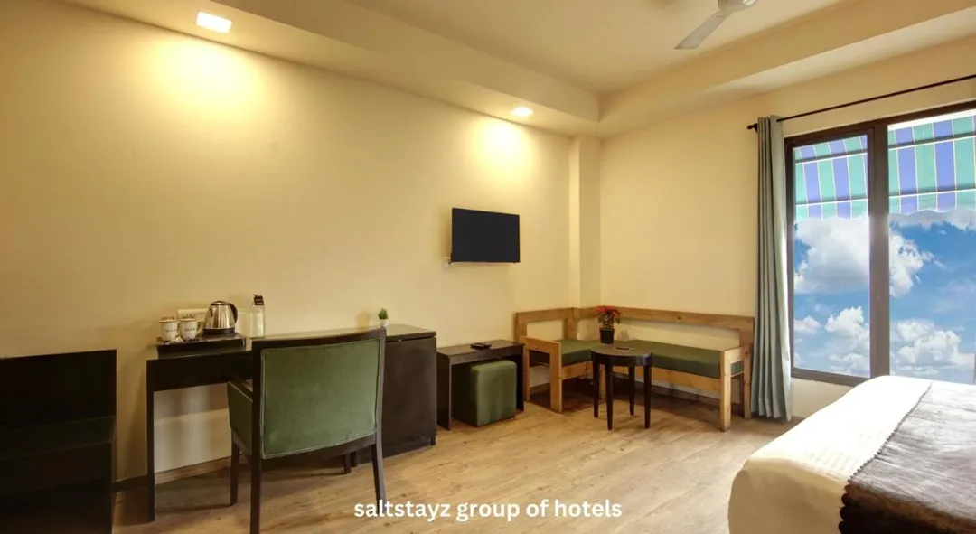 hotel in okhla, delhi for family - saltstayz select nehru place & new friends colony