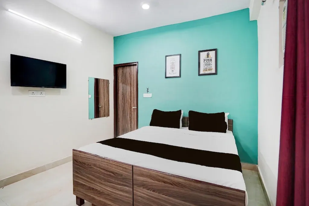 3 star hotel in safdarjung enclave, delhi - shivam residency