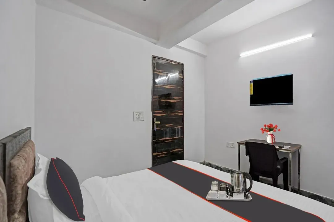 cheap hotels in sk residency delhi