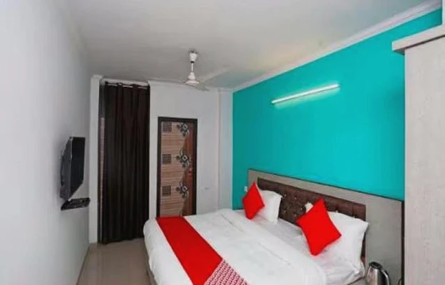 unmarried couple friendly hotels in sss group hotel delhi