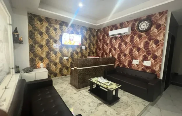 hotels for unmarried couples in sss group hotel delhi