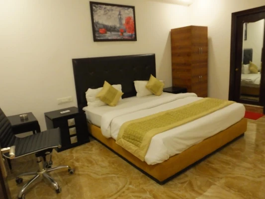 dwarka, delhi hotel booking - taj home hotel