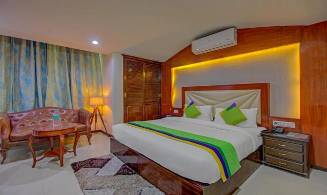 best hotels for unmarried couples in the corporate park delhi