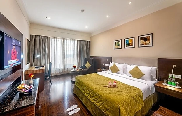 best corporate hotels in the golden palms hotel & spa delhi