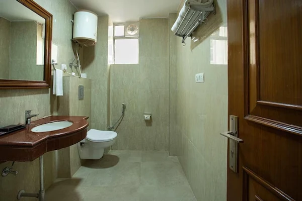 jacuzzi hotel in mahipalpur, delhi - the lohmod hotel