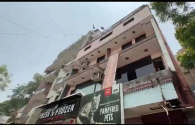 hourly hotels in the park end delhi