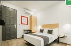 luxury hotels in town house delhi