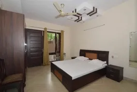 service apartment in harinagar, delhi on monthly basis - trusted stay plot bl-63 hari nagar