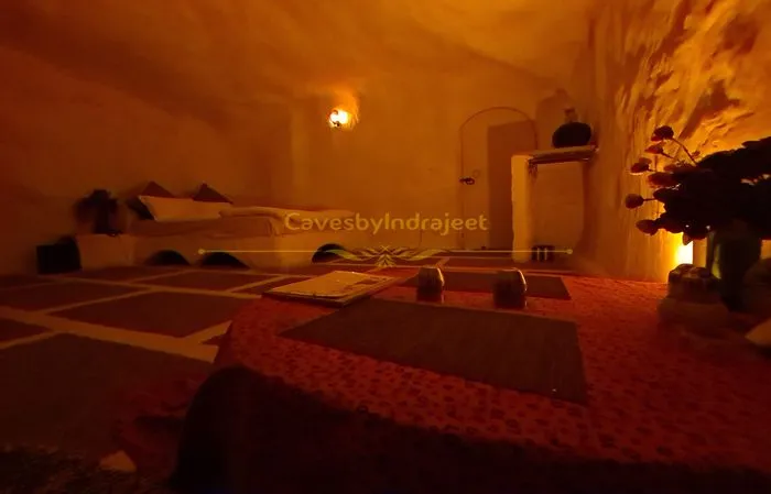 vasant kunj, delhi hotel booking - the king cave by craftels with jacuzzi