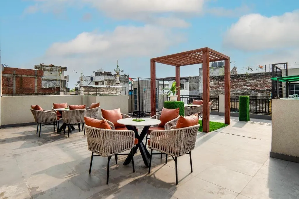 hotel in malviya nagar, delhi for family - urban oasis