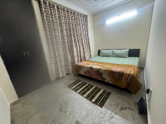 day stay hotels in varnika home stay delhi