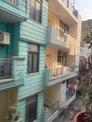 best couple friendly hotels in varnika home stay delhi