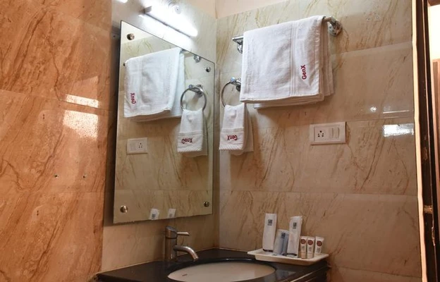 couple hotels in genx rameshwaram deogarh