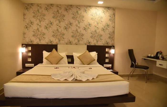 hotels for couple in genx rameshwaram deogarh