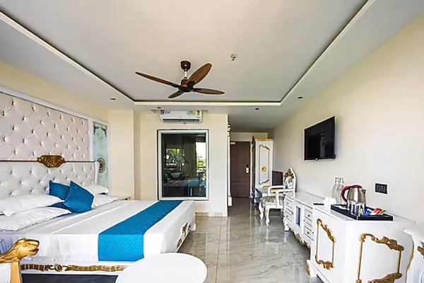 hotel with free parking in mcleod ganj, dharamshala - alivaa boutique mcleodganj